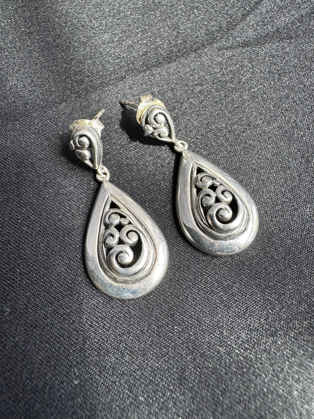 Vintage CSK Thailand 925 Sterling Silver Filigree Teardrop Dangle Earrings