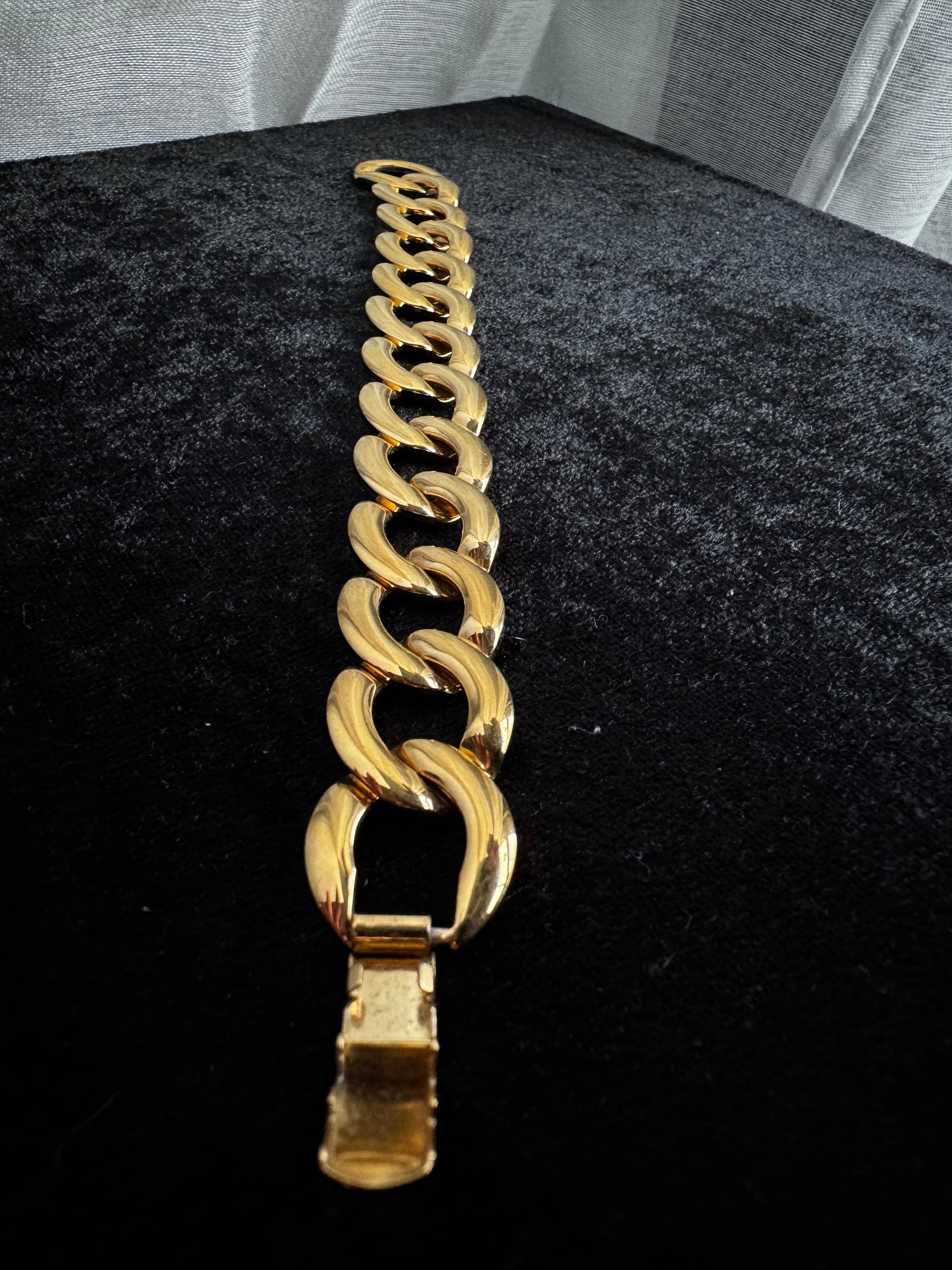 Vintage 1980s Napier Gold-Tone Chunky Curb Link Bracelet – Pat. 4774743