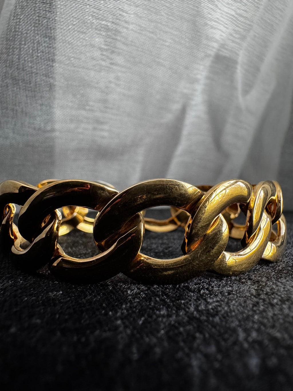 Vintage 1980s Napier Gold-Tone Chunky Curb Link Bracelet – Pat. 4774743