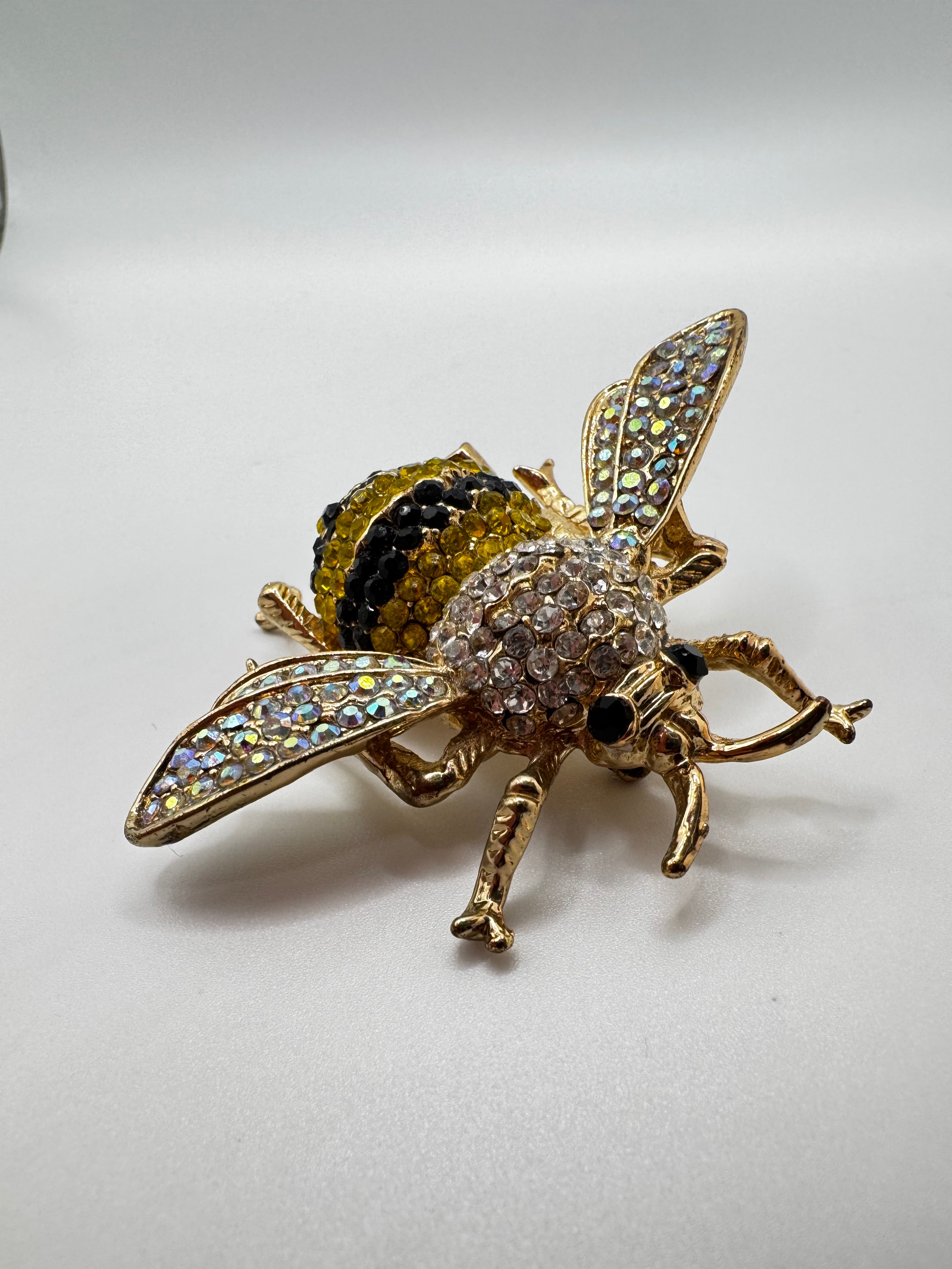 Off Park Collection Bumble Bee Brooch