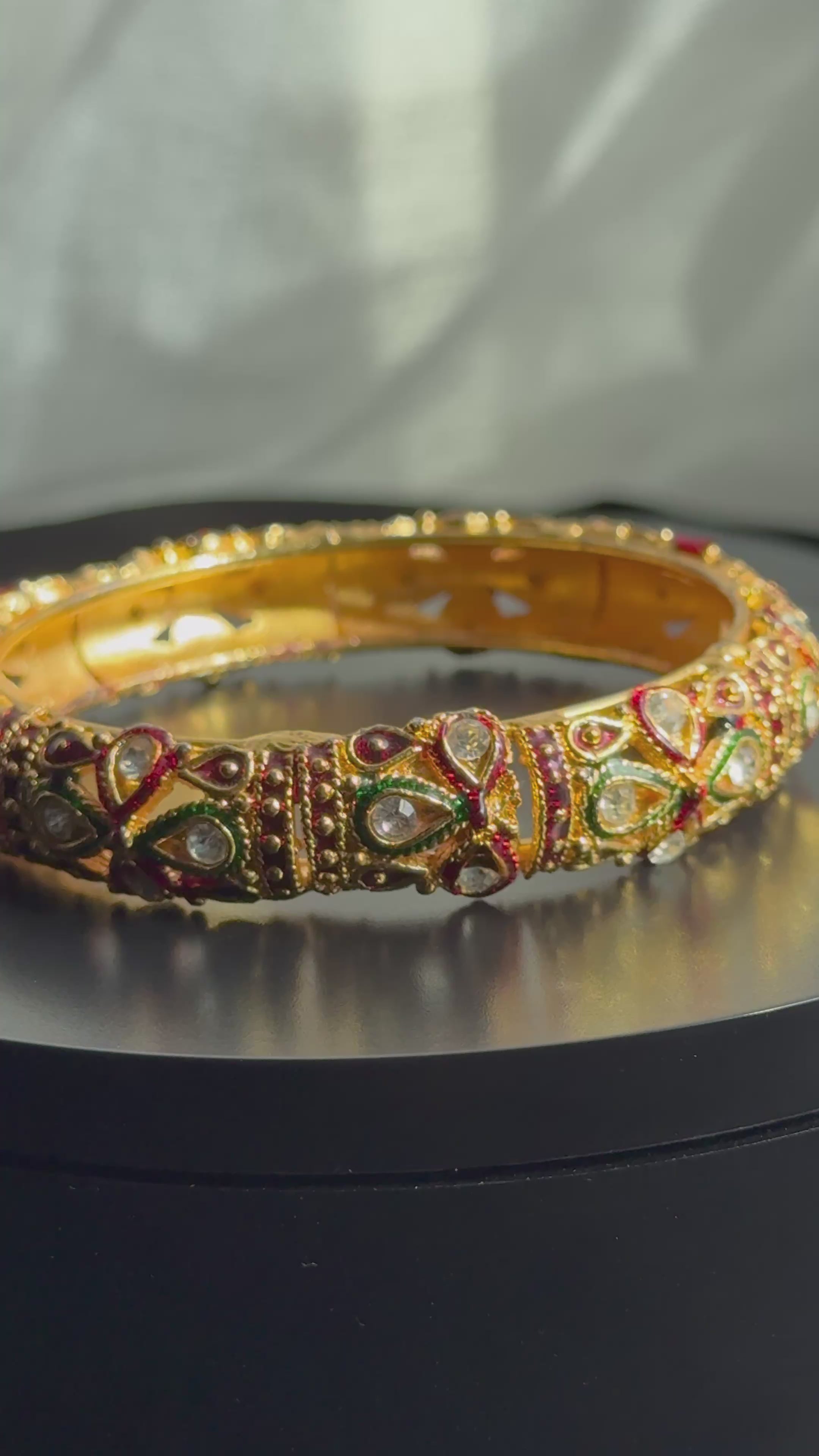 The Maharani Bangle