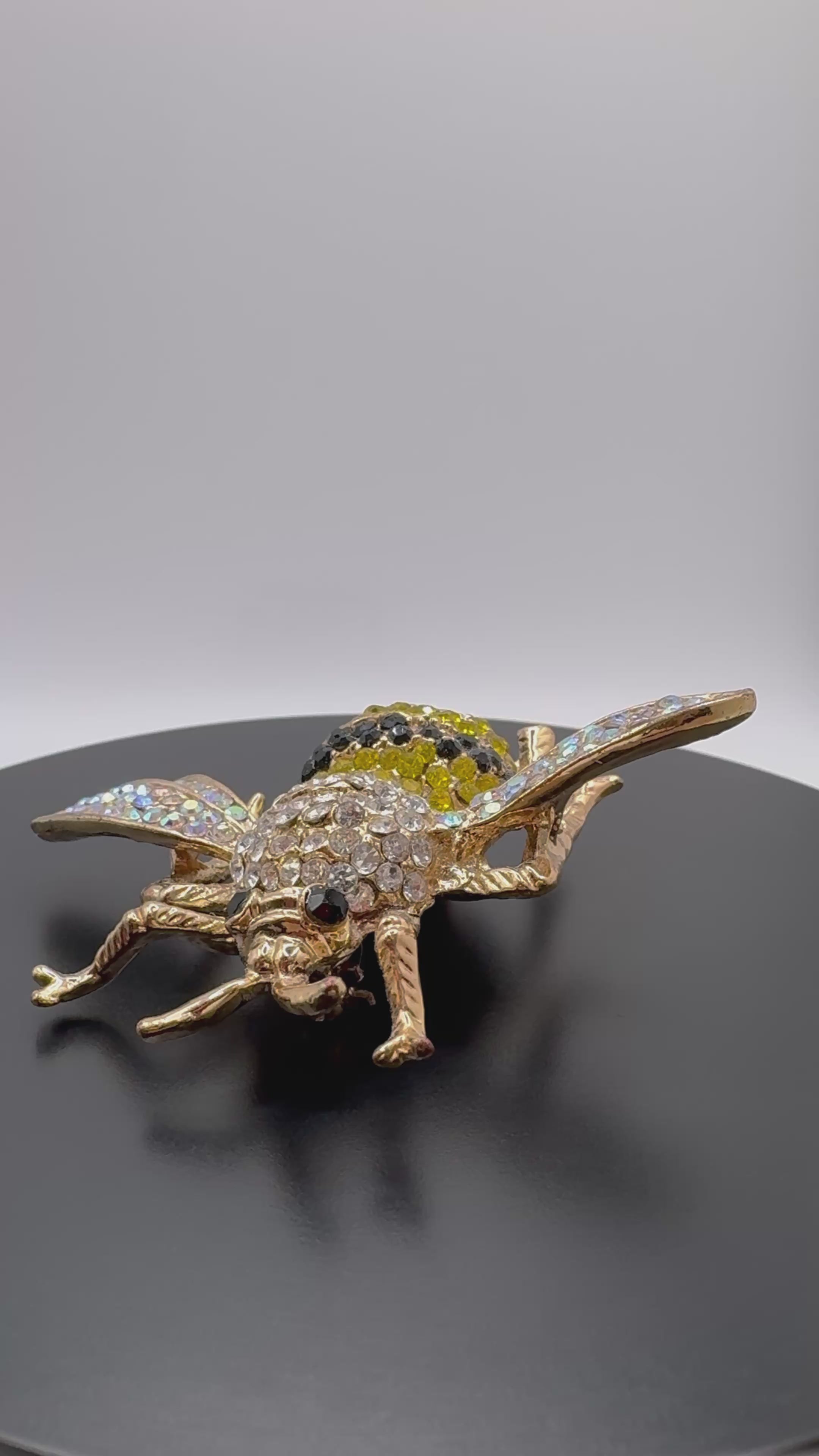 Off Park Collection Bumble Bee Brooch